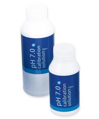 BLUELAB PH7 CALIBRANTION SOLUTION 250ML - 1 - Płyn do kalibracji pH-7 elektronicznych pH-metrów. Zapewnia odpowiednie czyszczeni